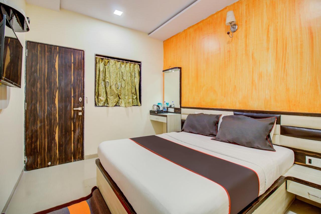 Collection O Golden Tulipz Boutique Hotel Mumbai  Buitenkant foto