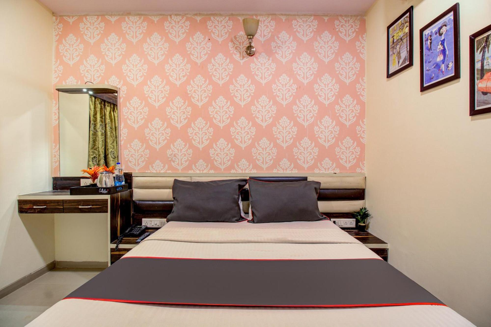 Collection O Golden Tulipz Boutique Hotel Mumbai  Buitenkant foto